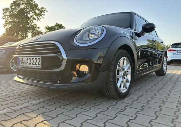 MINI Cooper cena 55555 przebieg: 66666, rok produkcji 2016 z Sosnowiec małe 466